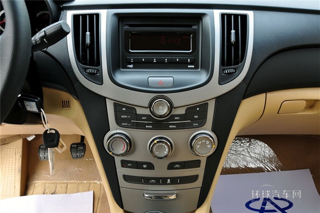 2010款 改款三廂 1.6L 手動進取型