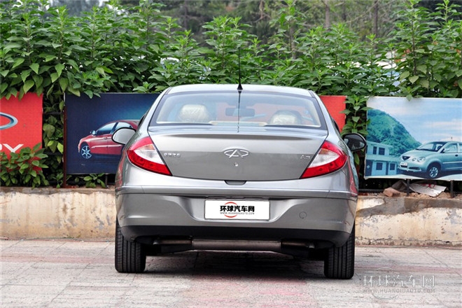 2010款 改款三廂 1.6L 手動進取型