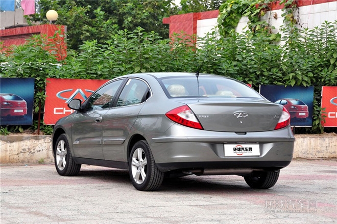 2010款 改款三廂 1.6L 手動(dòng)進(jìn)取型