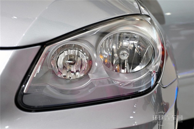 2010款 改款三廂 1.6L 手動尊貴型