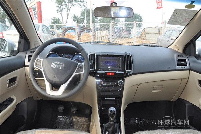 2013款 1.5L 手動尊尚型