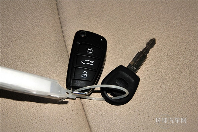 2014款 1.5L 手動優悅型