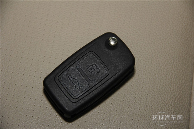 2014款 1.5L 手動(dòng)智悅型