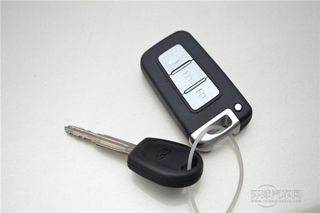 2014款 1.8L CVT卓悅天窗型