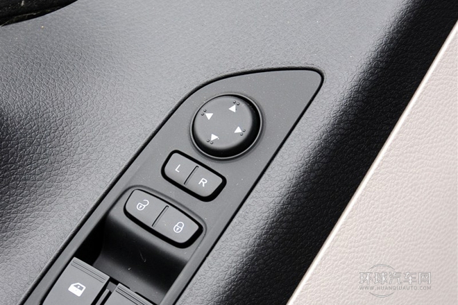 2014款 2.0T 自動豪華行政版