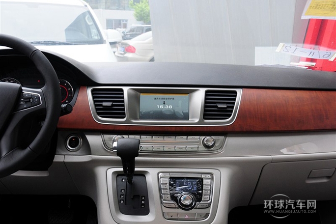 2014款 2.0T 自動(dòng)豪華行政版