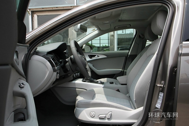 2014款 TFSI 標(biāo)準(zhǔn)型