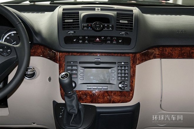 2012款2.5L尊貴版