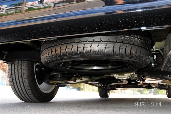 2012款3.5L勁馳版