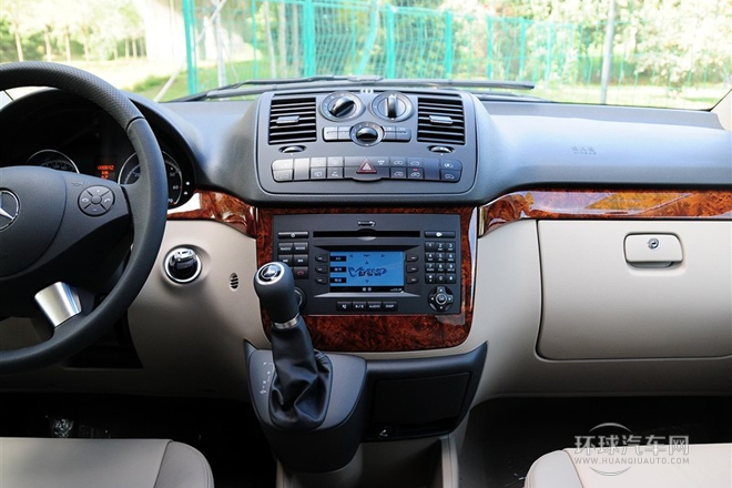 2012款3.5L勁馳版