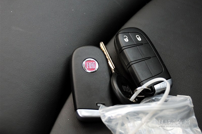 2012款 2.4L 豪華版