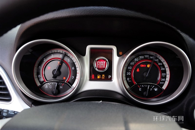 2012款 2.4L 豪華版