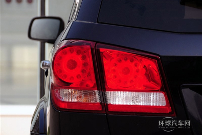 2012款 2.4L 豪華版