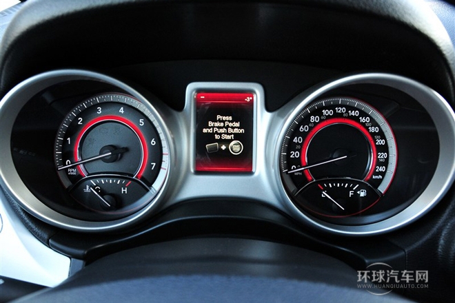 2012款 2.4L 舒適版