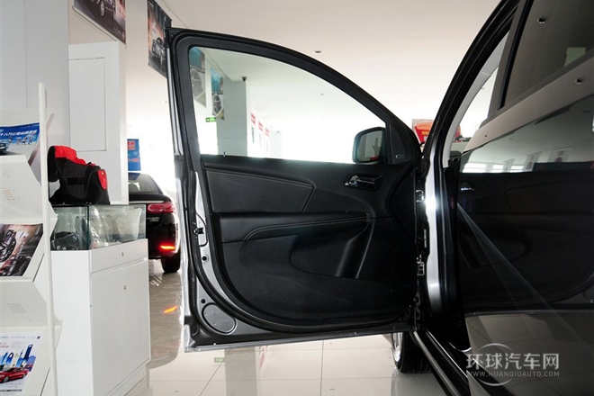 2013款 2.4L 豪華導航版