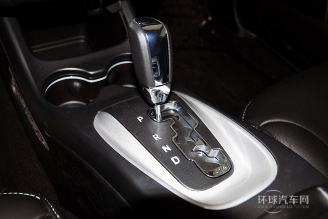 2013款 2.4L 豪華導航版