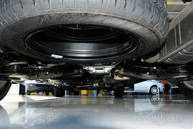 2013款3.0L商務(wù)版