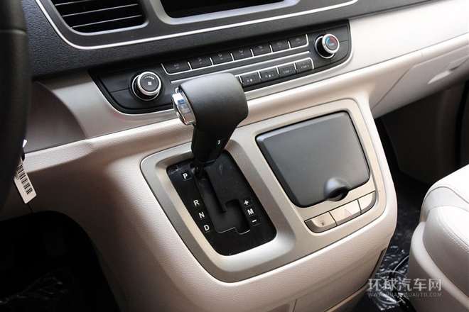 2014款 2.0T 自動(dòng)時(shí)尚版