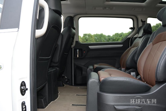 2014款 2.0T 自動(dòng)行政版