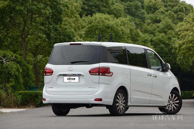 2014款 2.0T 自動行政版