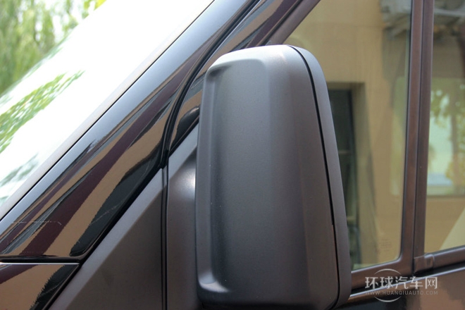 2012款2.1T佳旅長軸版