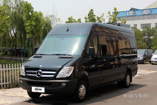 2012款2.1T佳旅長軸版