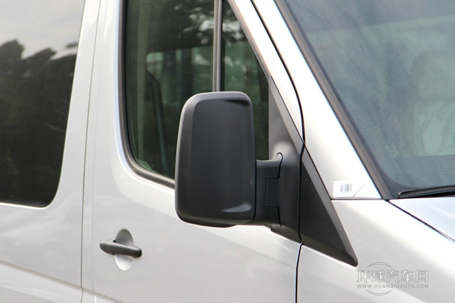 2012款2.1T尊旅長軸加長版