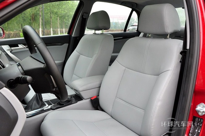 2011款 1.8T 手動(dòng)豪華型