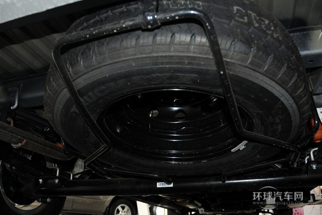 2014款 2.5T商杰版長(zhǎng)軸中頂