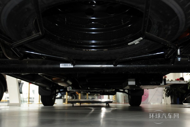 2014款 2.5T商杰版長軸中頂