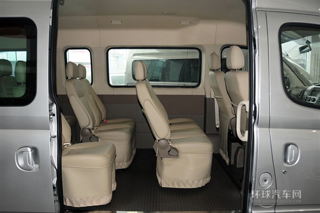 2014款 2.5T商杰版長(zhǎng)軸中頂