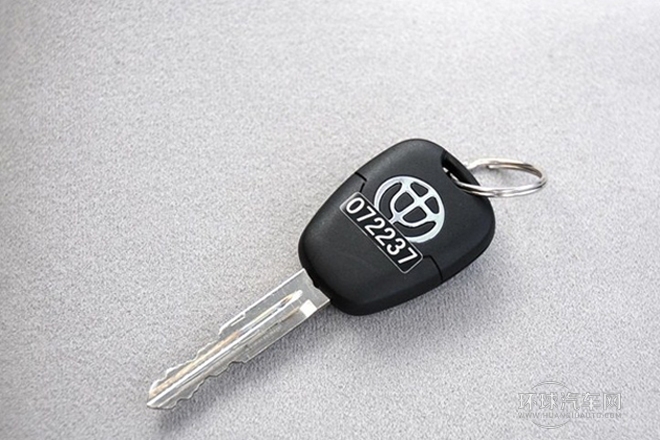 2010款 1.3L 手動豪華型