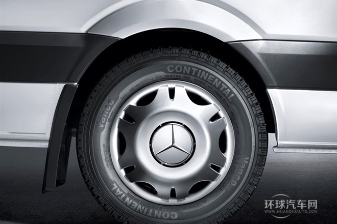 2012款2.1T尊旅中軸版