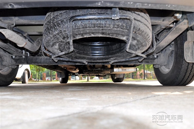 2013款 2.5T適尊房車C型-商務版