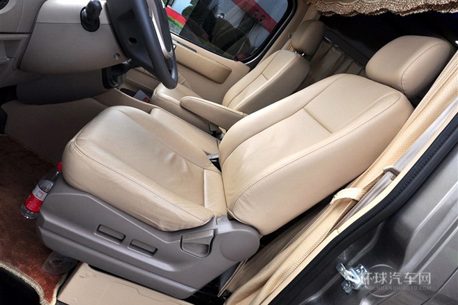 2013款 2.5T適尊房車C型-商務版