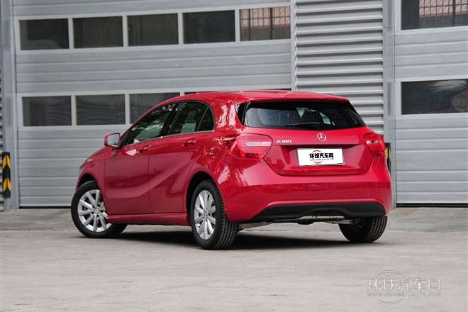 2013款A(yù)180時(shí)尚版