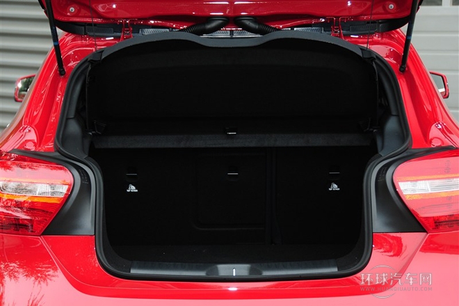 2013款A(yù)180時(shí)尚版