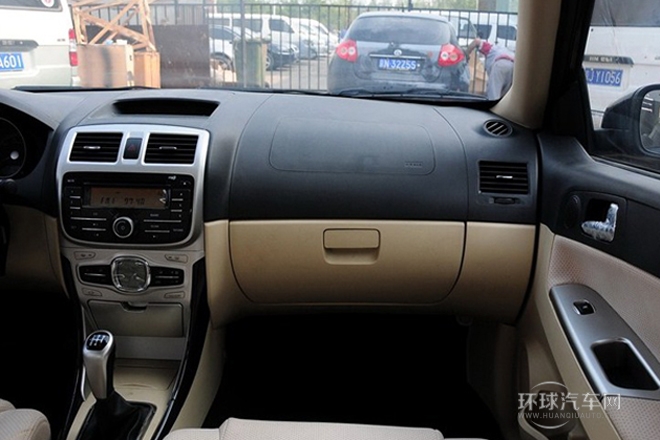 2011款 1.5L 手動精英型