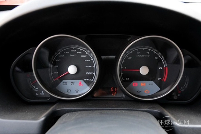 2011款 1.5L 手動精英型