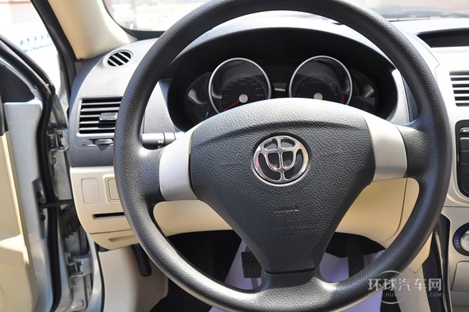 2011款 1.5L 手動舒適型