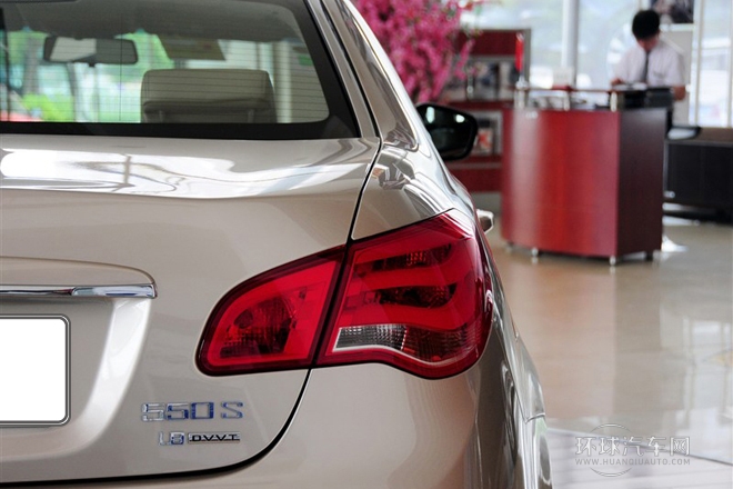 2013款 550S 1.8L 手動啟逸版