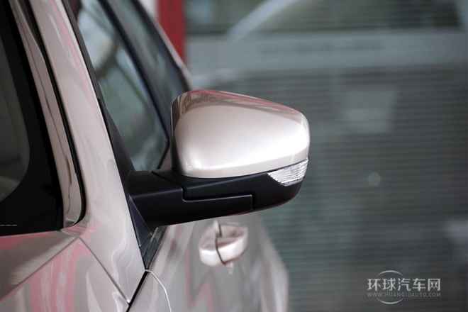 2013款 550S 1.8L 手動(dòng)啟逸版