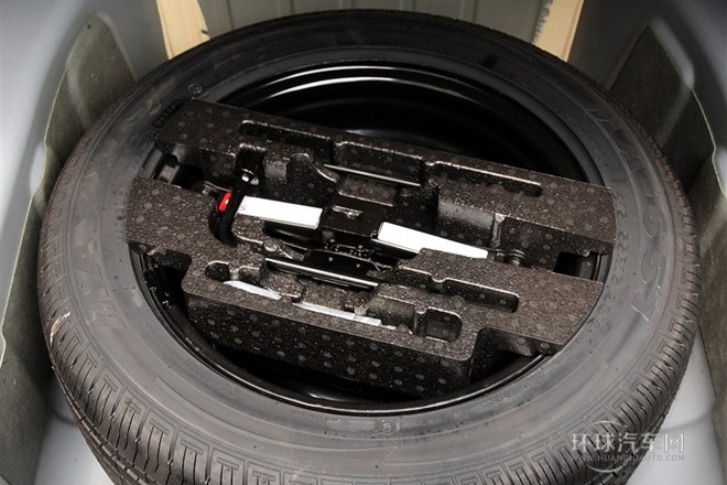 2013款 550S 1.8L 自動啟臻版