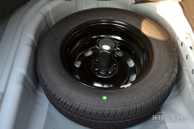 2011款 1.5L 自動豪華型