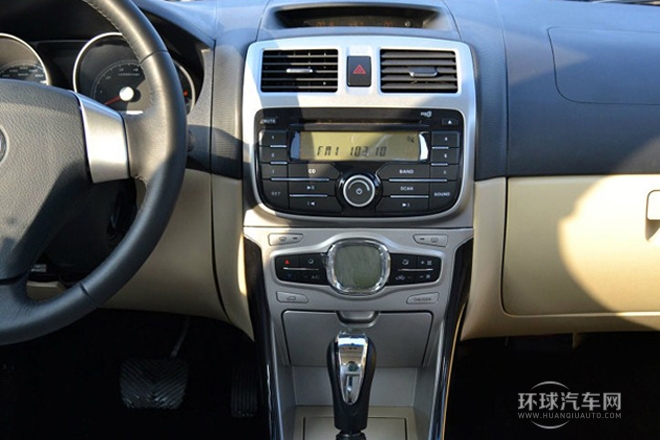 2011款 1.5L 自動(dòng)豪華型
