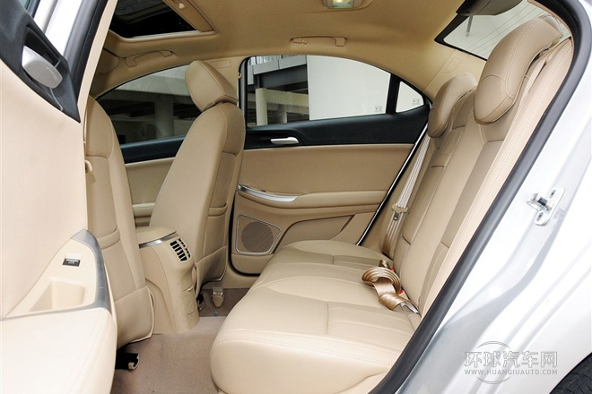 2013款 550S 1.8L 自動啟臻版