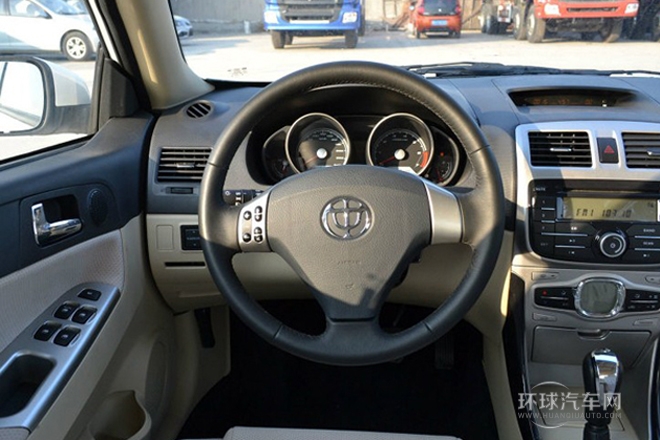 2011款 1.5L 自動(dòng)豪華型