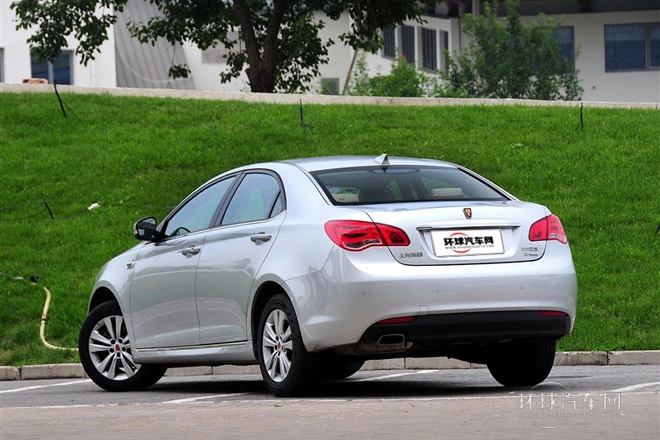 2013款 550S 1.8L 自動啟臻版