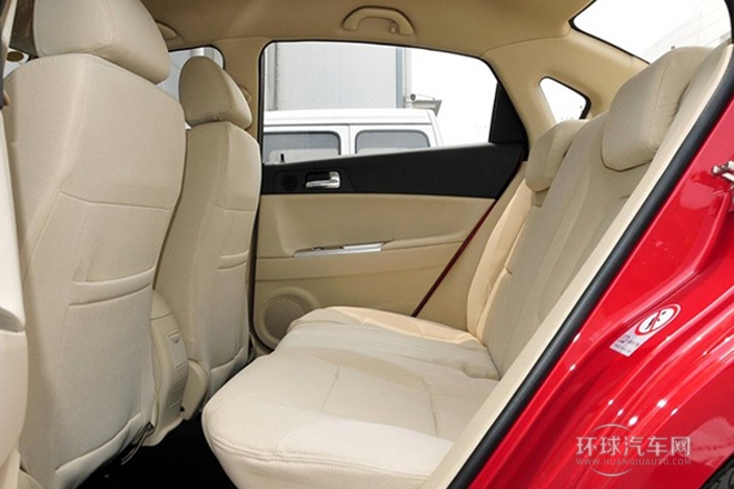 2011款 新銳版 1.5L 手動(dòng)標(biāo)準(zhǔn)型