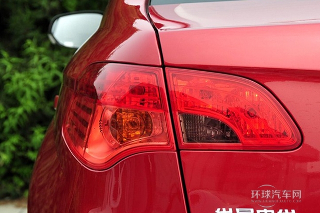 2011款 新銳版 1.5L 手動標準型